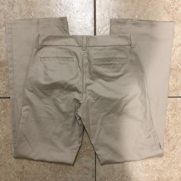 Banana Republic petite khaki pants 2P - Picture 5 of 6